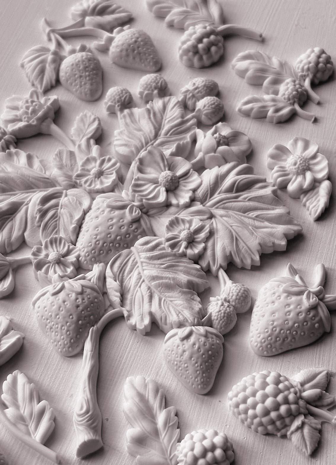 Iron Orchid Designs - Mould - Wild Berries